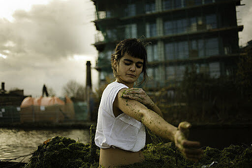 MARIA LUCIA CRUZ CORREIA